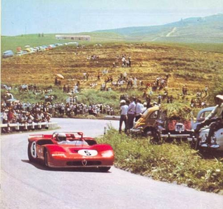 Illustration for article titled 1970 Targa Florio: Racing In The Streets